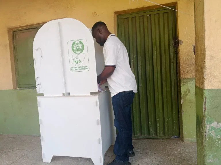 #EkitiDecides: Massive Turnout In Ado-Ekiti As Voting Begins