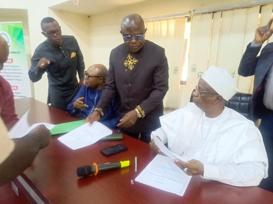 BREAKING: Nigerian government signs renegotiated agreement with SSANU, NASU