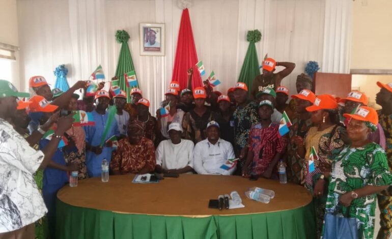 2027: SDP leaders join APC in Oyo