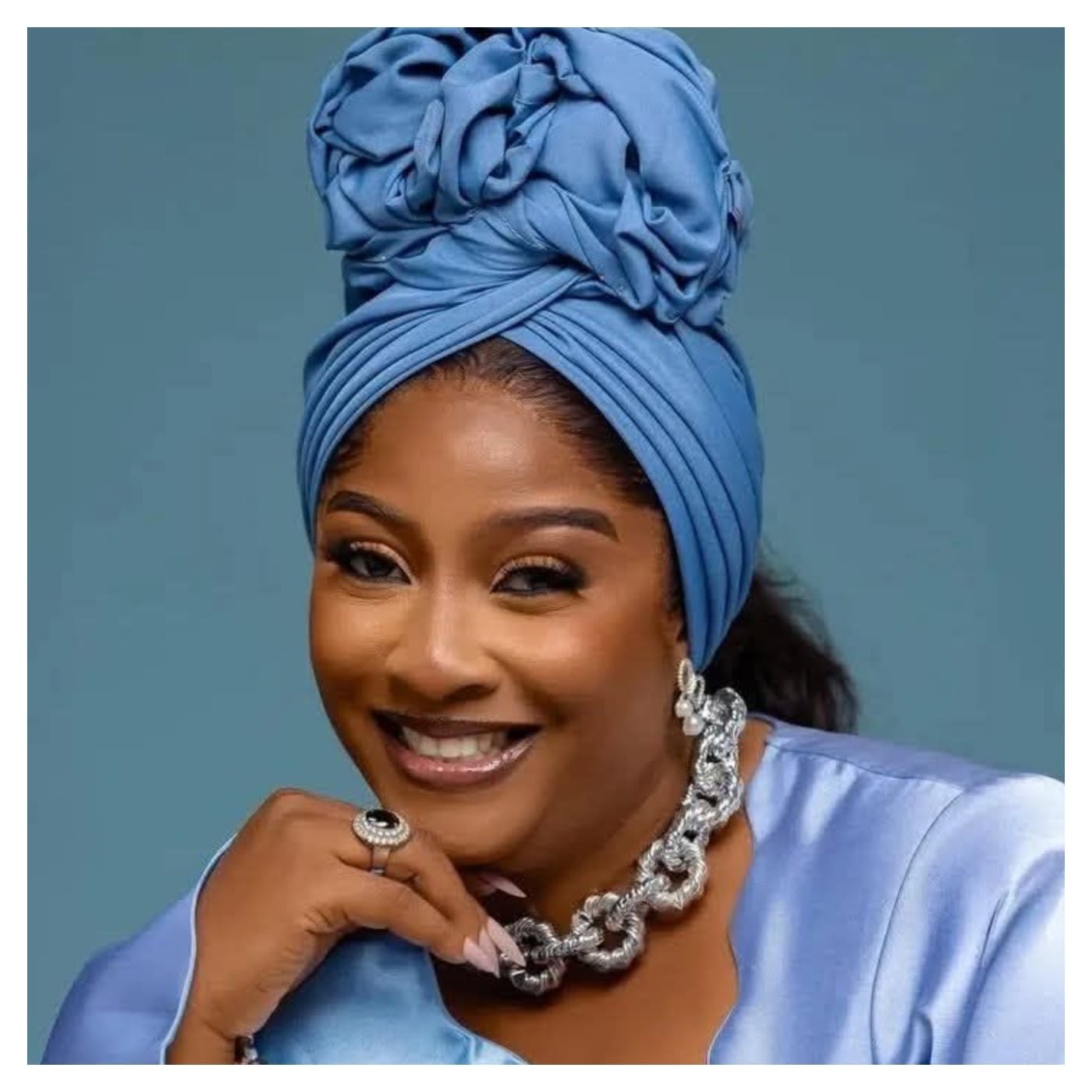 Actress Tope Osoba buried amid tears [VIDEO]