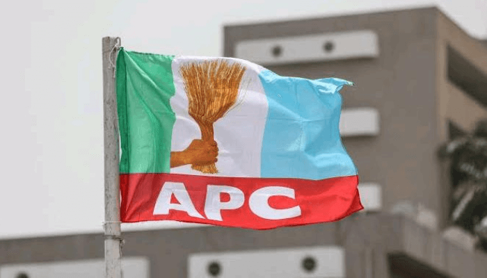 APC Leaders, Lagos Chief Imam Honour Olusi At 90