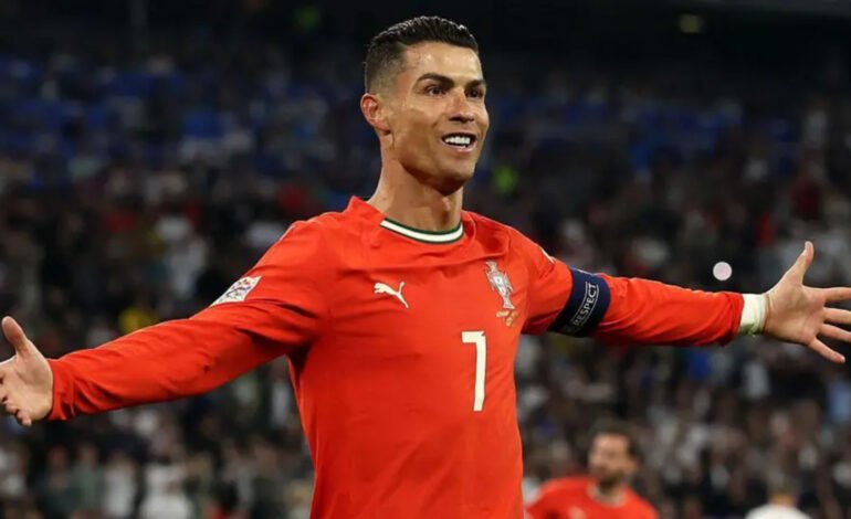 Highest-paid players in the world [Top 10]